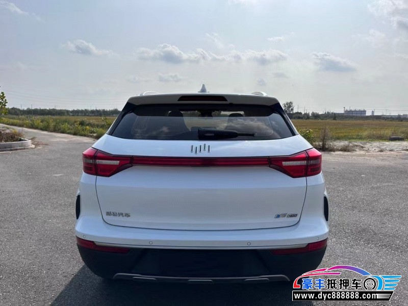 21年威马汽车ex5轿车抵押车出售