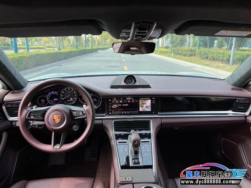 22年保时捷帕纳梅拉轿车抵押车出售