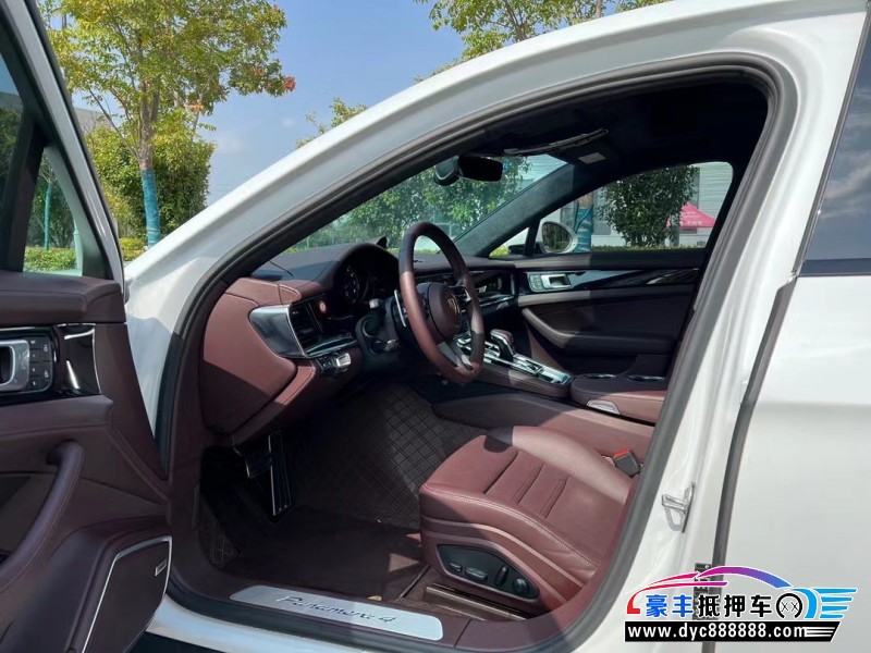 22年保时捷帕纳梅拉轿车抵押车出售