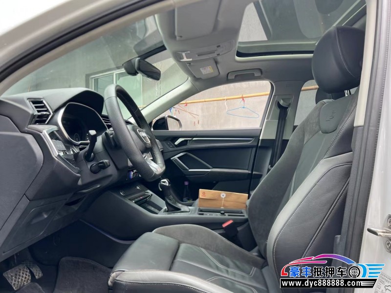 22年奥迪Q3SUV抵押车出售