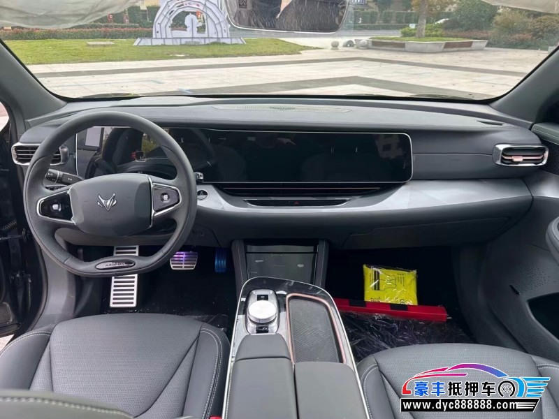 23年极狐阿尔法S轿车抵押车出售