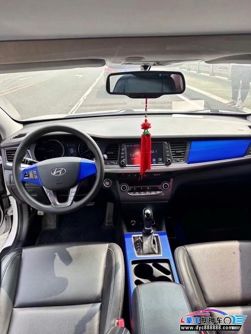 17年现代名图轿车抵押车出售