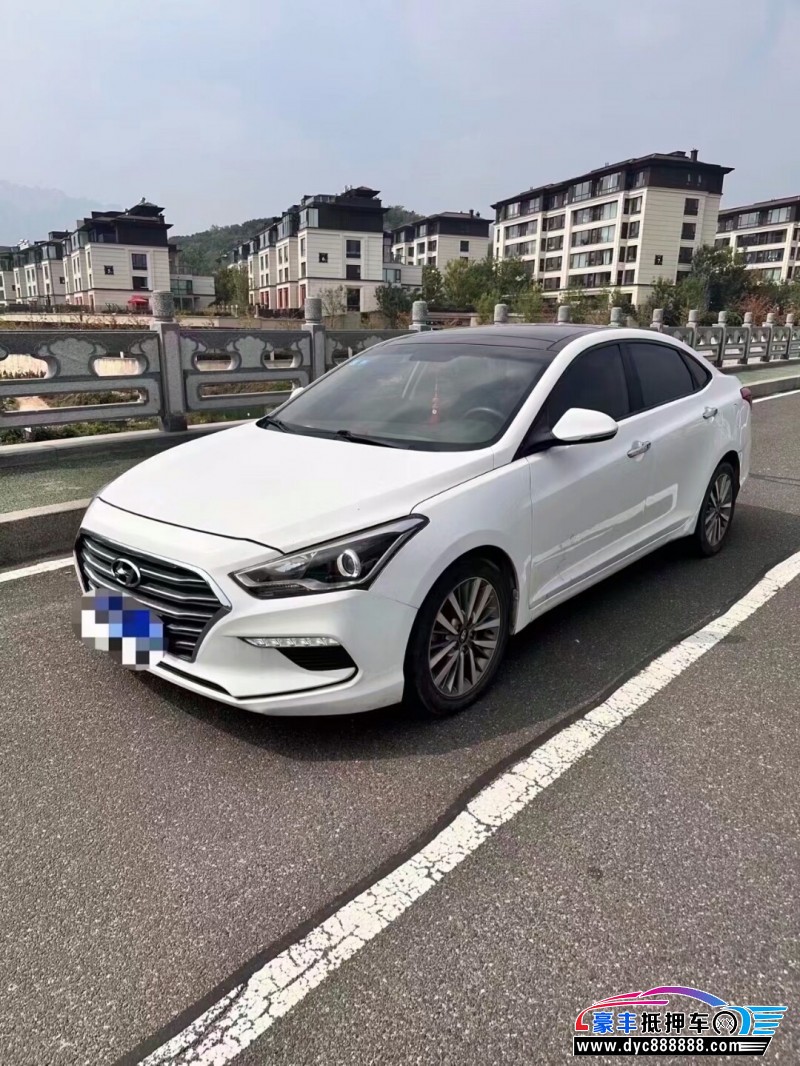 17年现代名图轿车抵押车出售