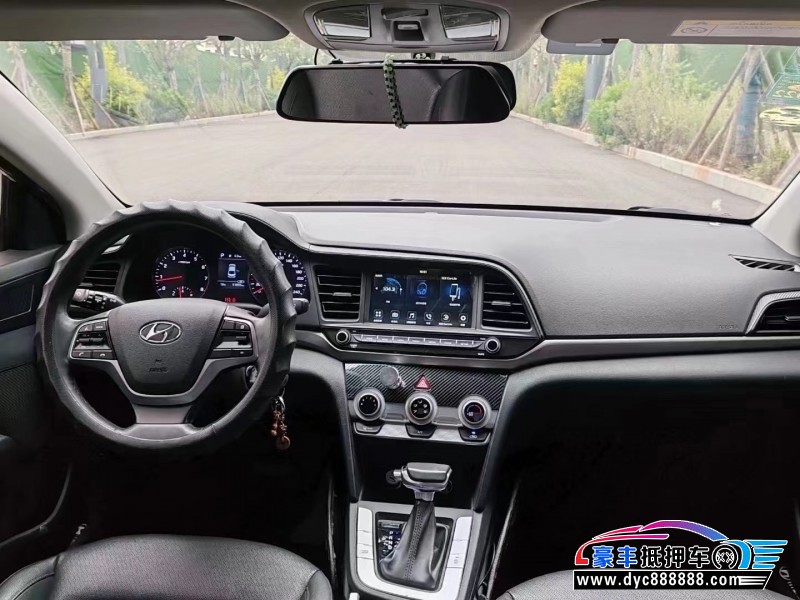 20年现代领动轿车抵押车出售