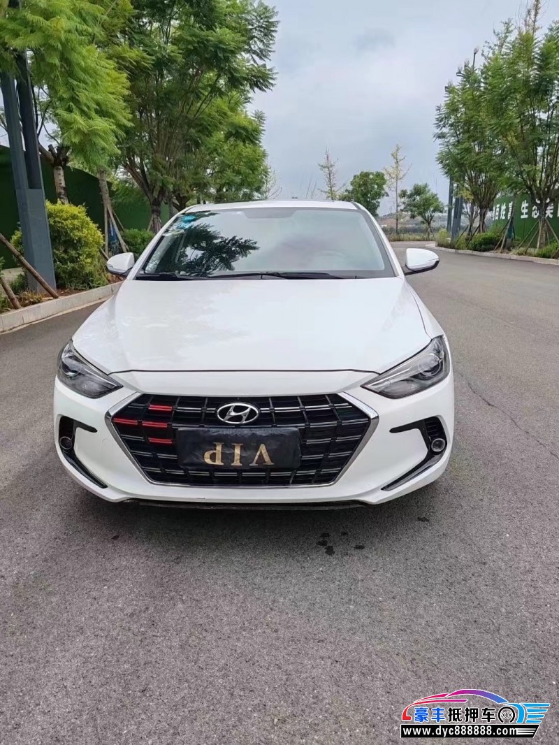 20年现代领动轿车抵押车出售