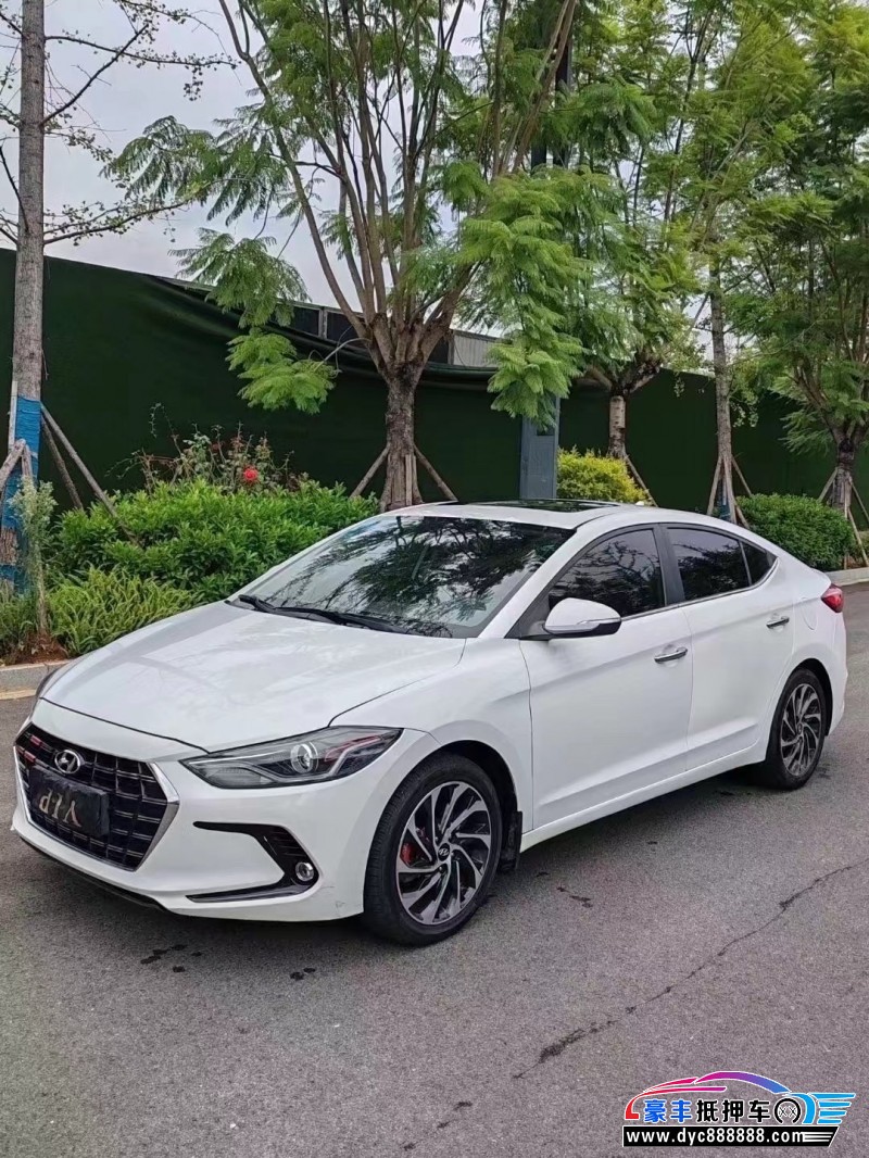 20年现代领动轿车抵押车出售