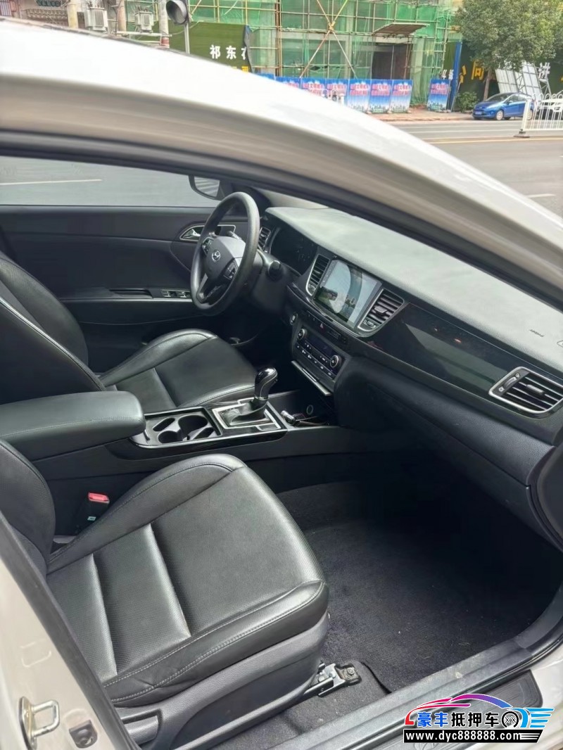 15年现代名图轿车抵押车出售