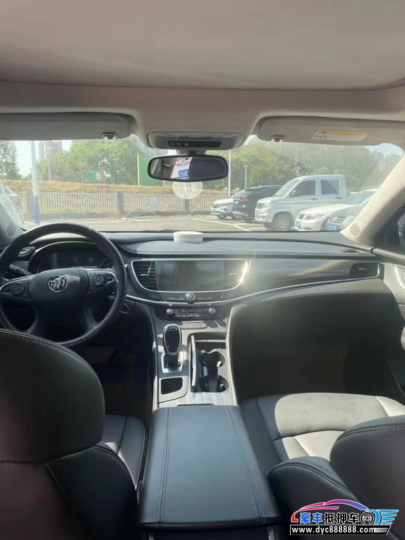 21年别克君越轿车抵押车出售