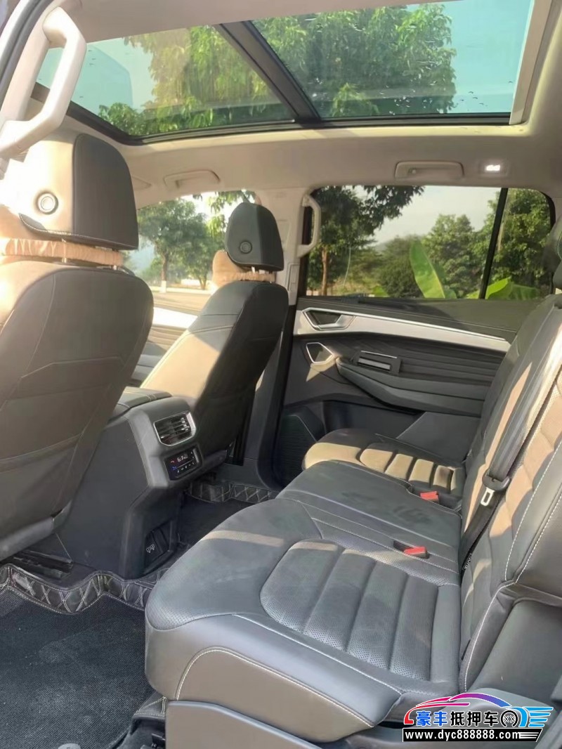 22年大众揽镜轿车抵押车出售