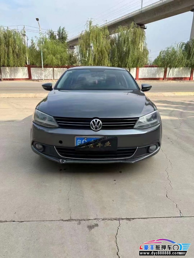 15年大众速腾轿车抵押车出售