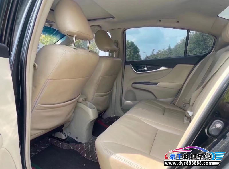 15年本田凌派轿车抵押车出售