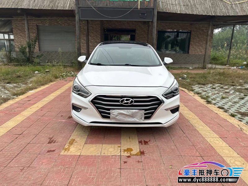 17年现代名图轿车抵押车出售