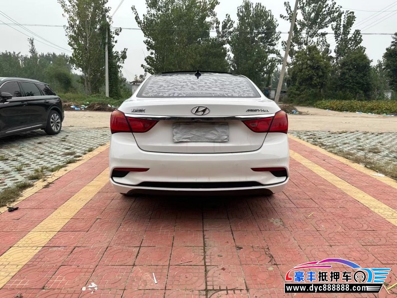 17年现代名图轿车抵押车出售