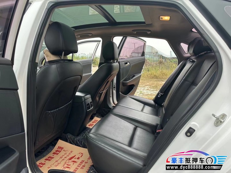 17年现代名图轿车抵押车出售