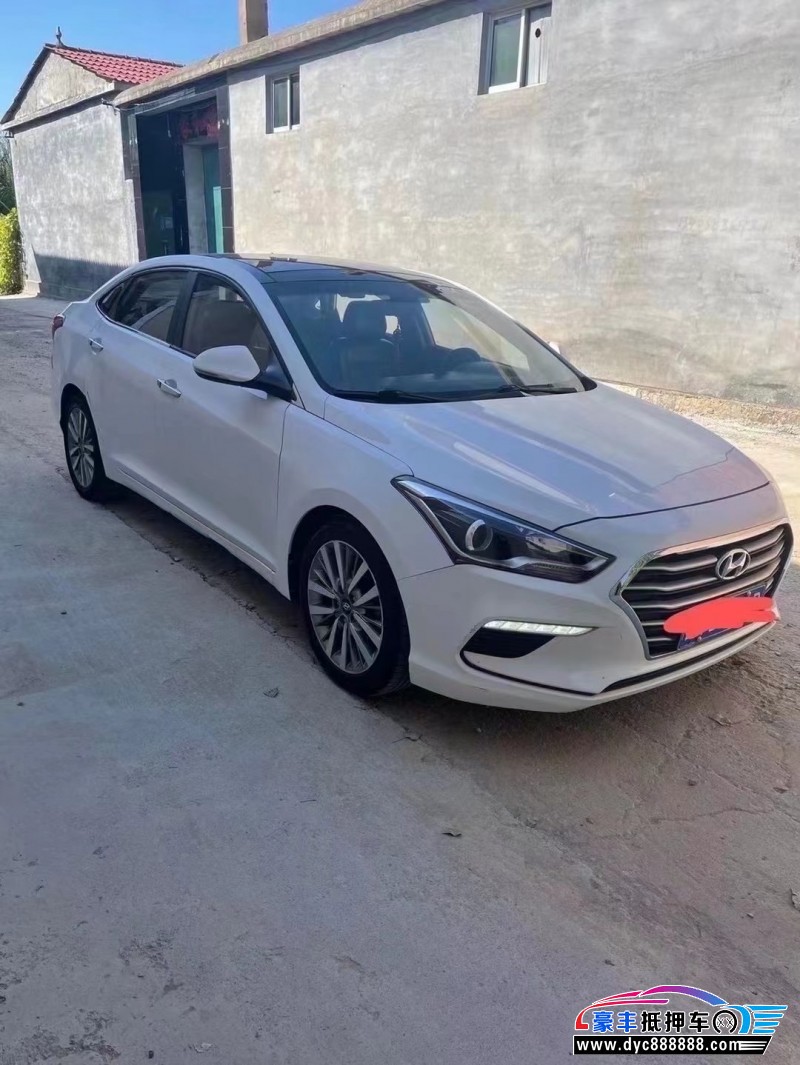 17年现代名图轿车抵押车出售