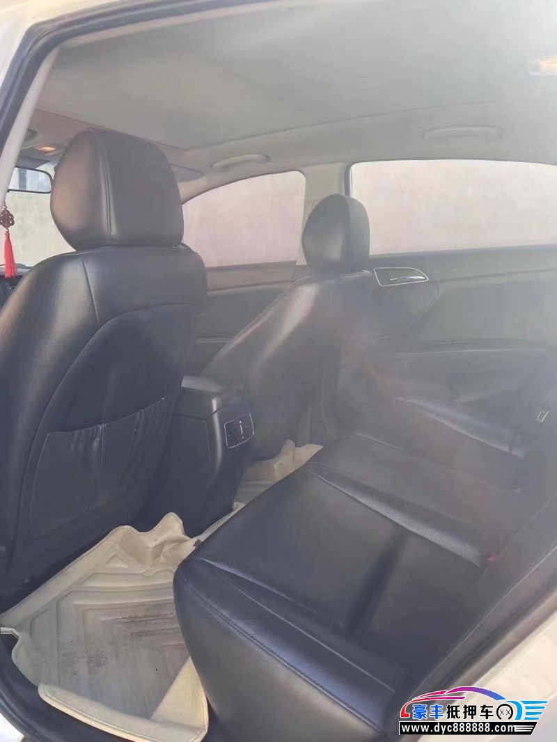 17年现代名图轿车抵押车出售