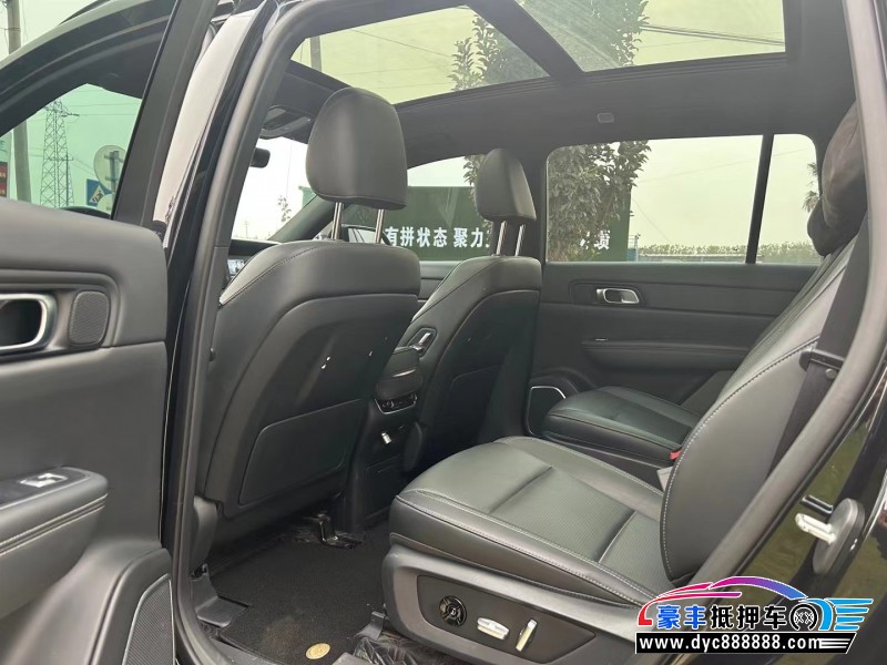 21年理想ONE轿车抵押车出售