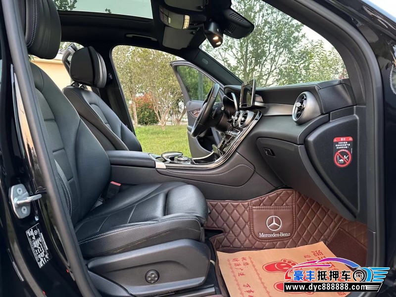 17年奔驰GLC(进口)轿车抵押车出售