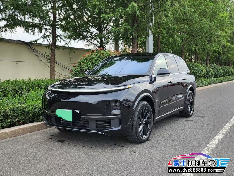 23年理想L8SUV抵押车出售