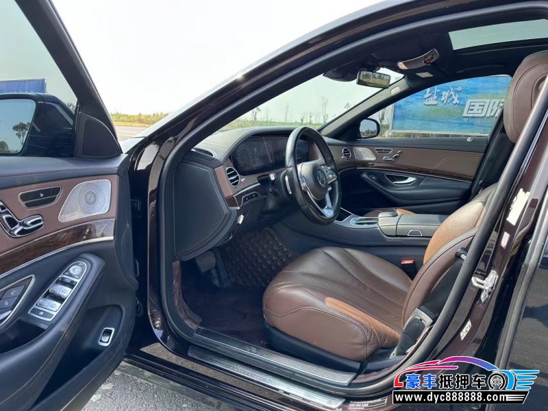 19年奔驰S轿车抵押车出售