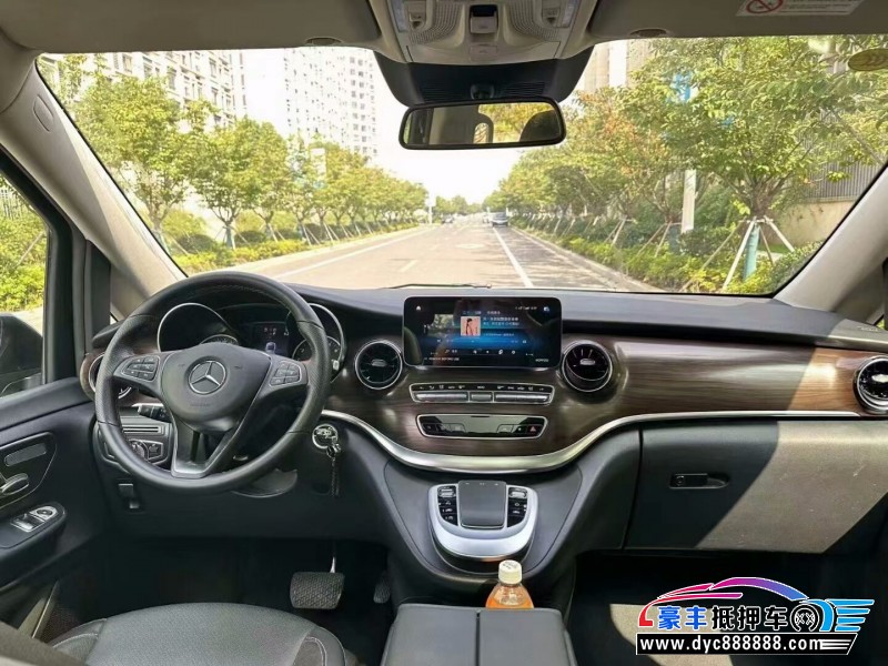 22年奔驰VMPV抵押车出售