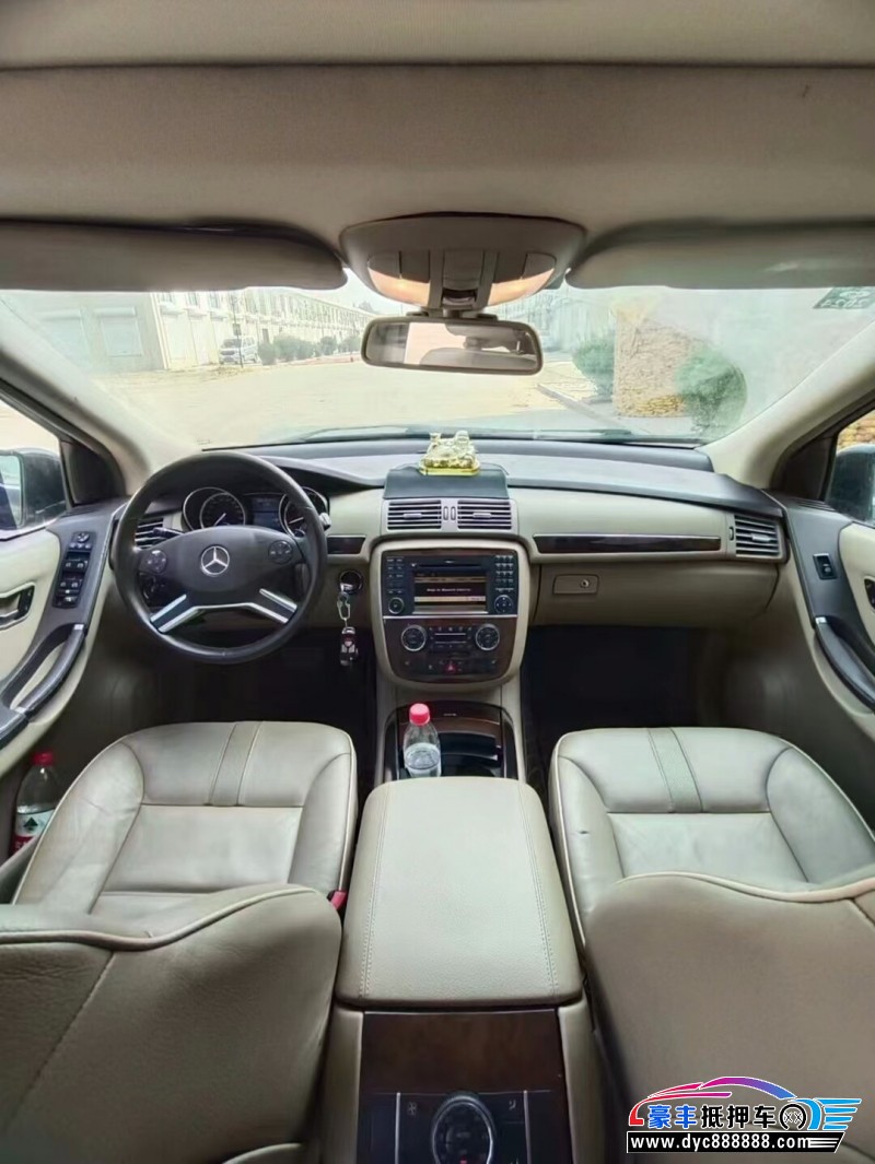 12年奔驰RMPV抵押车出售