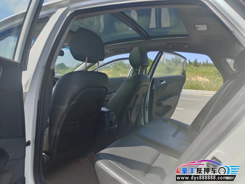 16年现代名图轿车抵押车出售