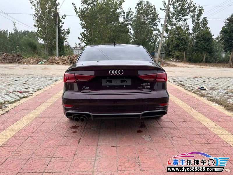 18年奥迪A3轿车抵押车出售