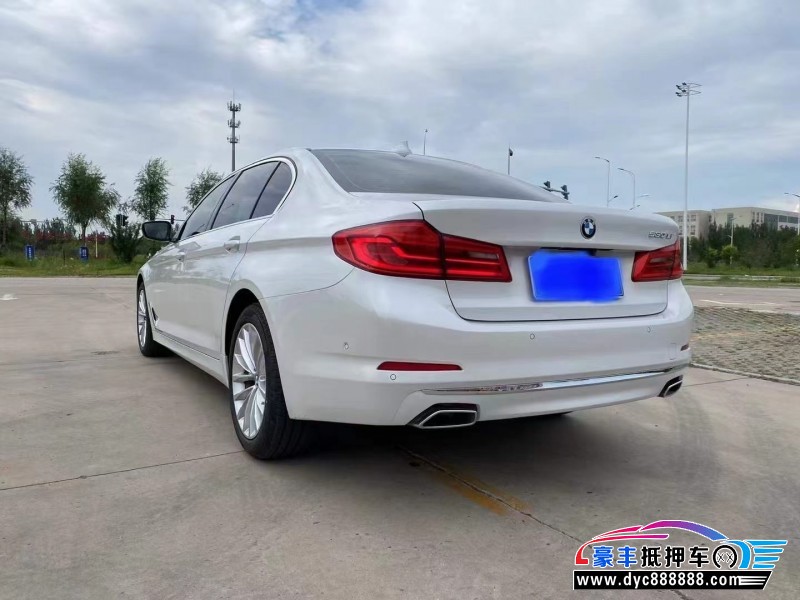 20年宝马5系轿车抵押车出售