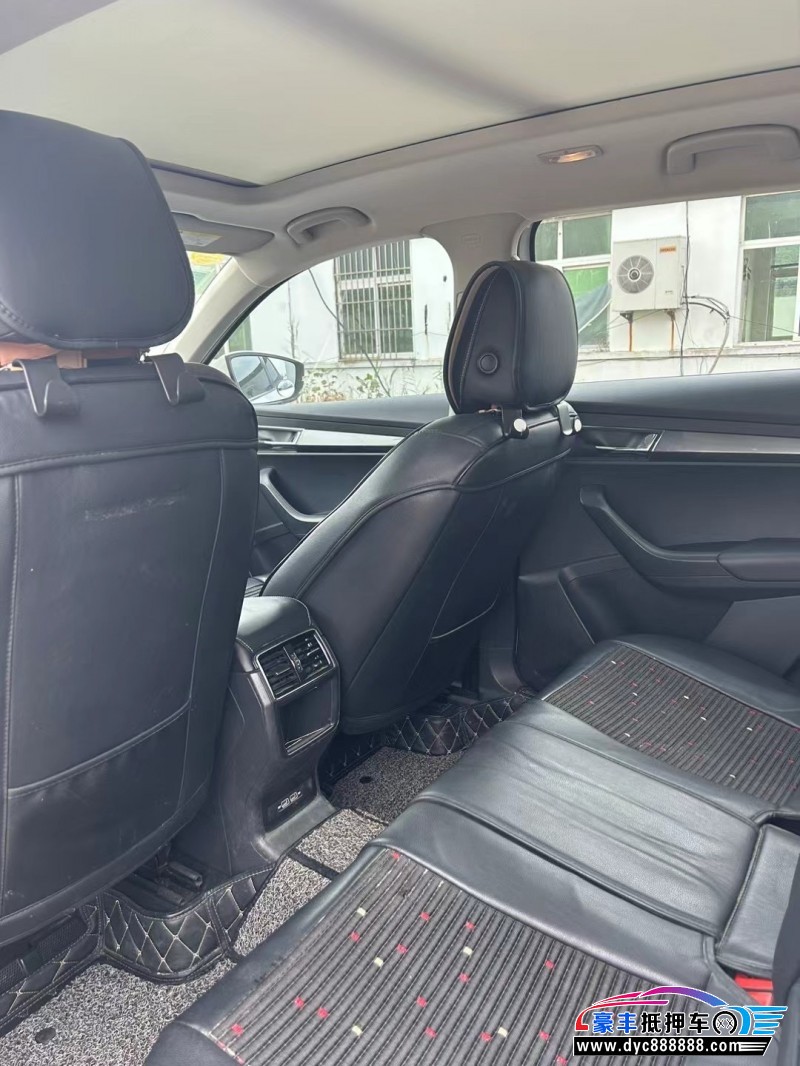 18年斯柯达柯珞克轿车抵押车出售