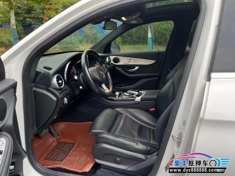 19年奔驰GLCSUV抵押车出售