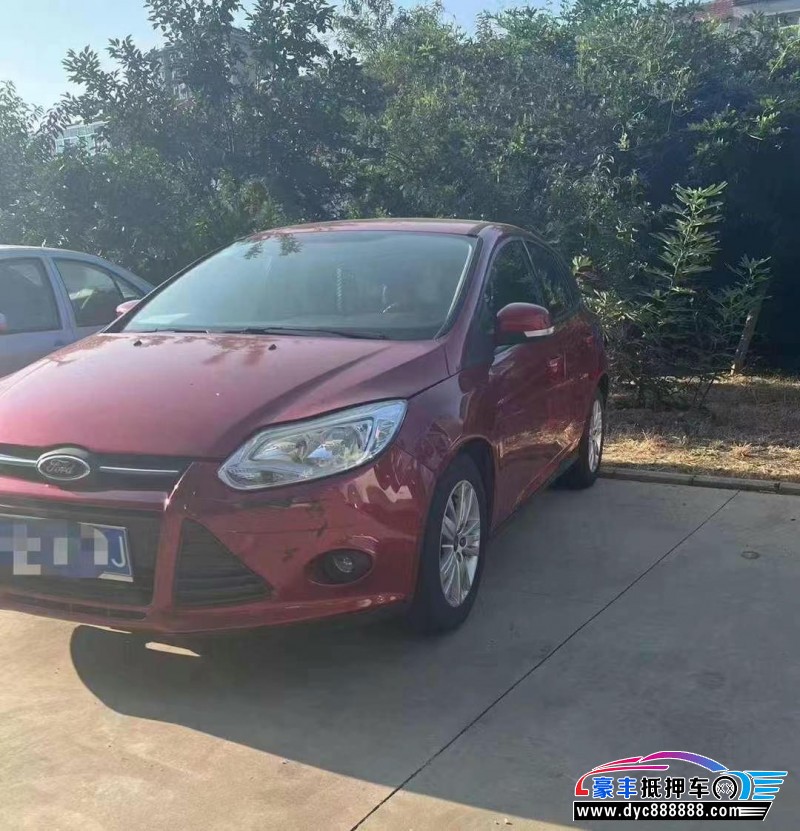 15年福特福克斯轿车抵押车出售