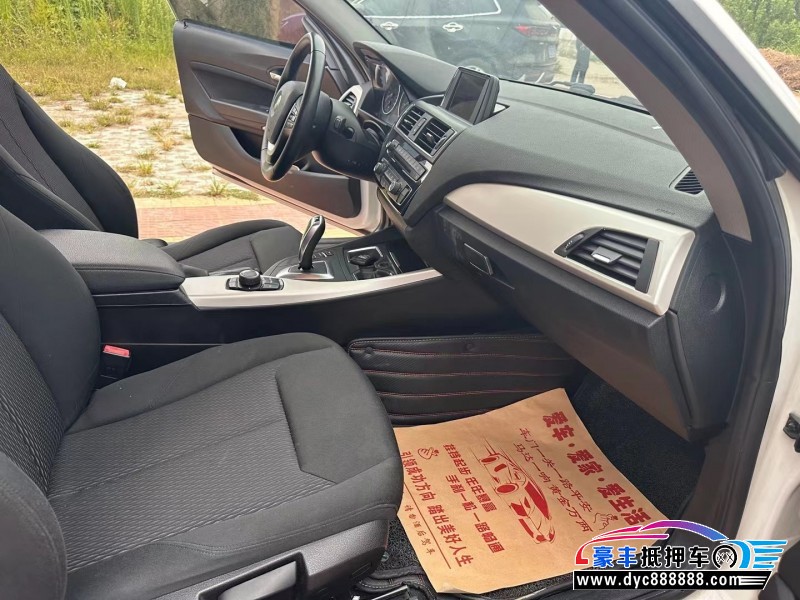 15年宝马2系轿车抵押车出售