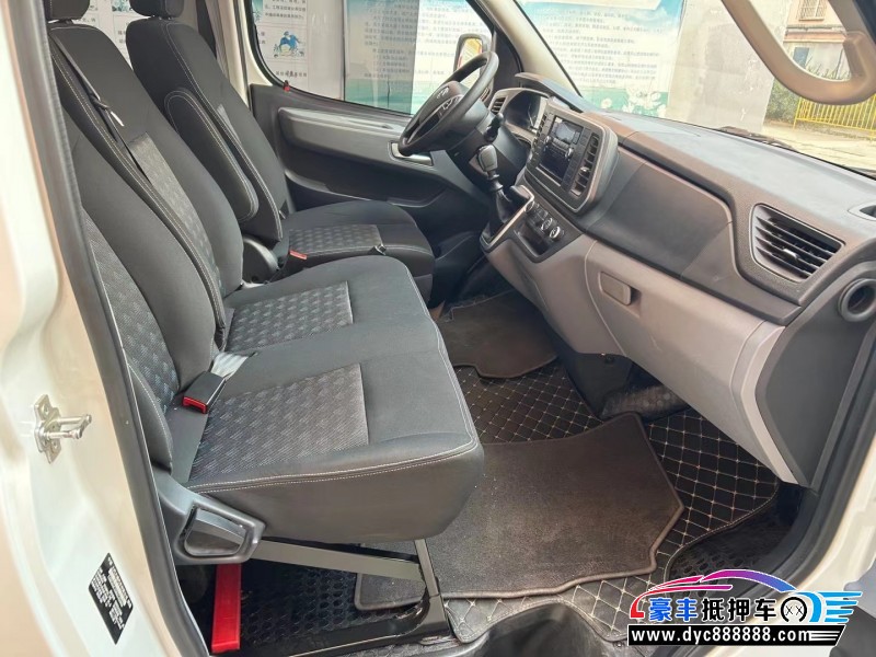 23年上汽大通V80微面抵押车出售