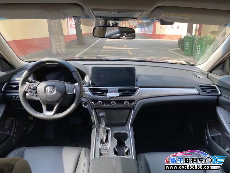 22年本田雅阁轿车抵押车出售