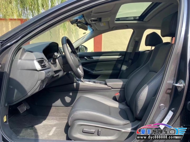 22年本田雅阁轿车抵押车出售