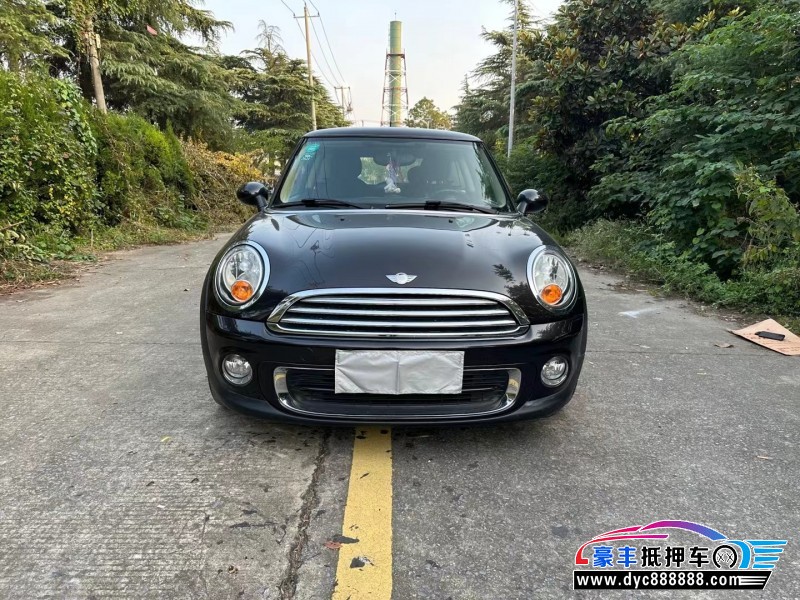 13年宝马MINI轿车抵押车出售
