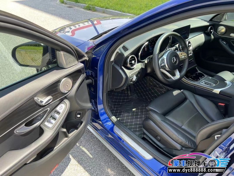 21年奔驰C轿车抵押车出售