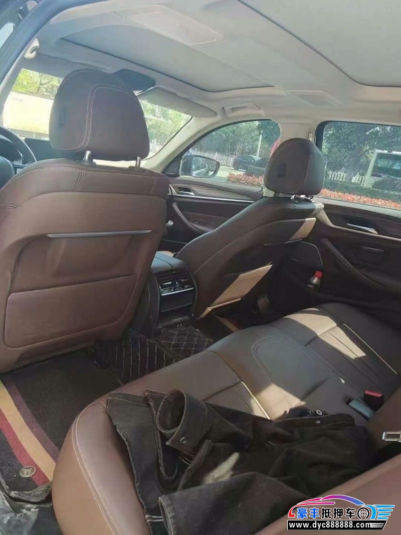 22年宝马5系轿车抵押车出售