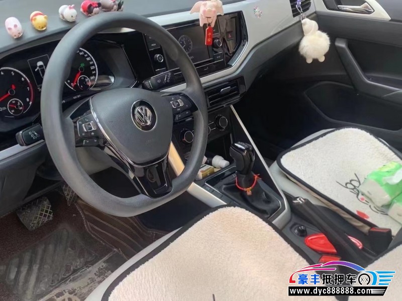 20年大众polo轿车抵押车出售