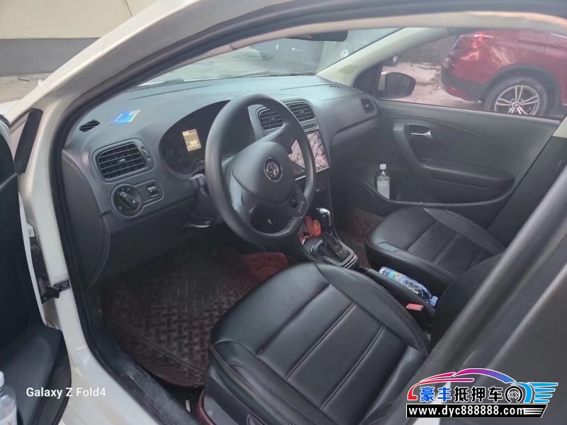 17年大众polo轿车抵押车出售