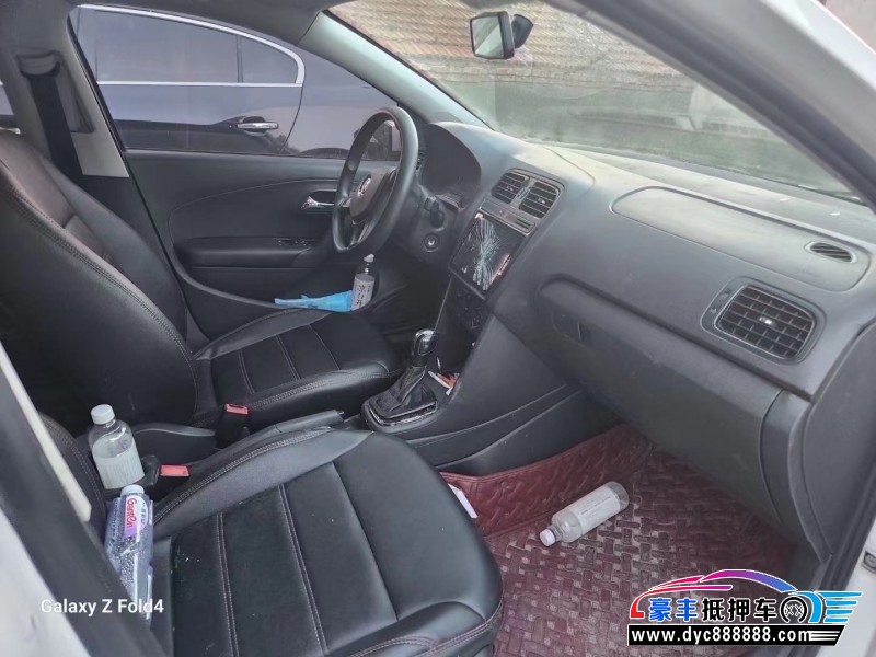 17年大众polo轿车抵押车出售