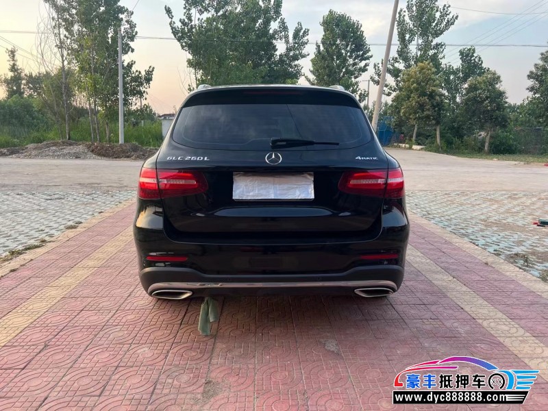 18年奔驰GLC轿车抵押车出售