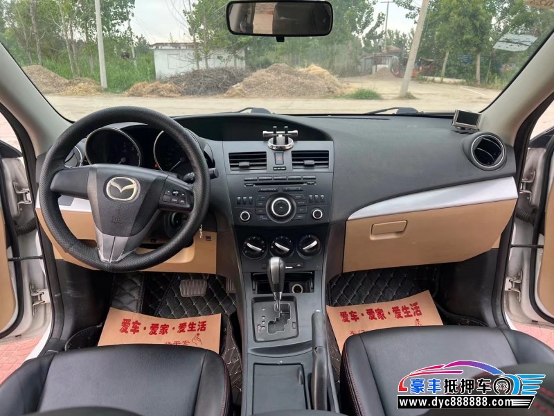 12年马自达马自达3轿车抵押车出售