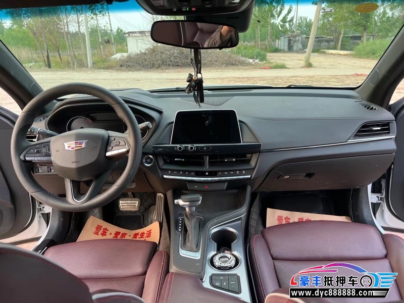 22年凯迪拉克CT4轿车抵押车出售