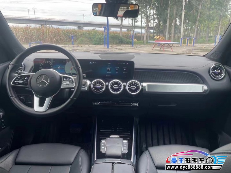 20年奔驰GLB轿车抵押车出售