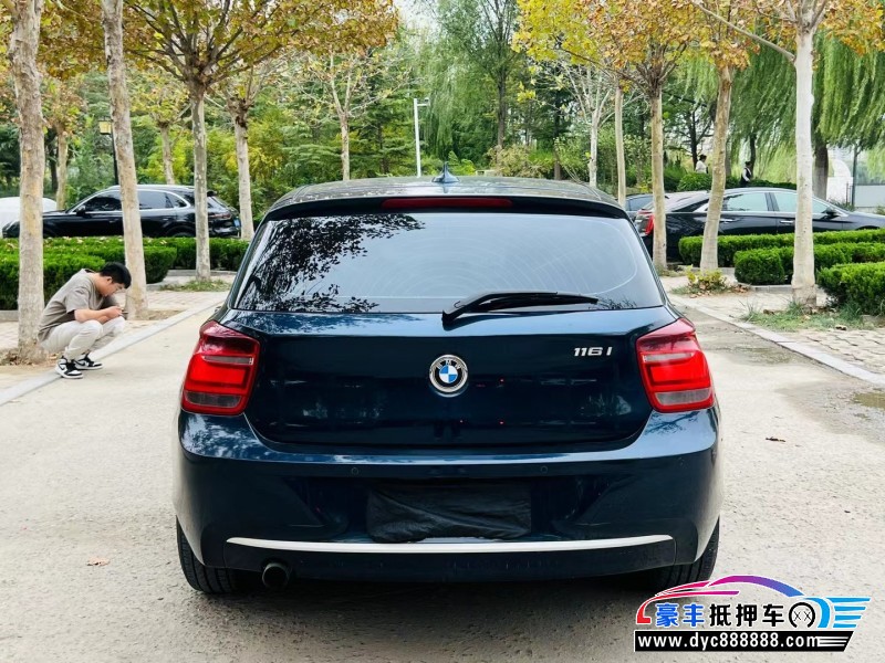 12年宝马1系轿车抵押车出售