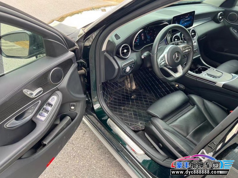 20年奔驰C轿车抵押车出售