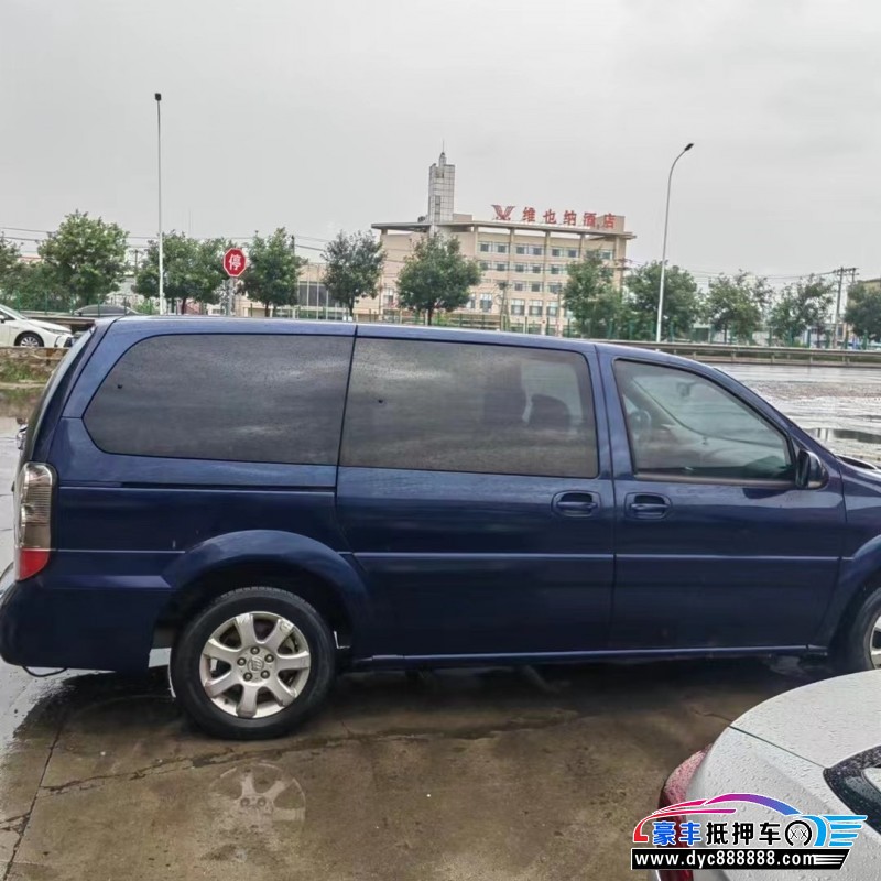 10年别克GL8轿车抵押车出售