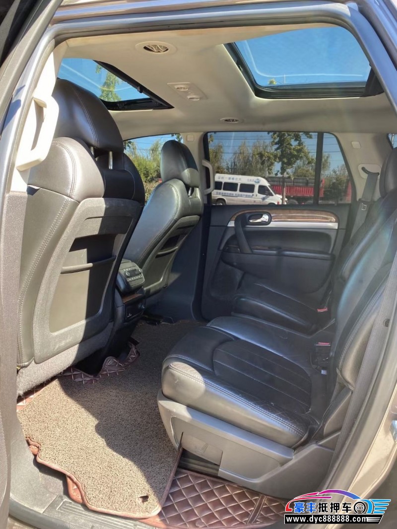 11年别克昂科雷轿车抵押车出售